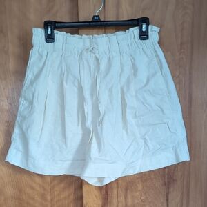 Uniqlo Women's Cream Linen Blend Shorts
